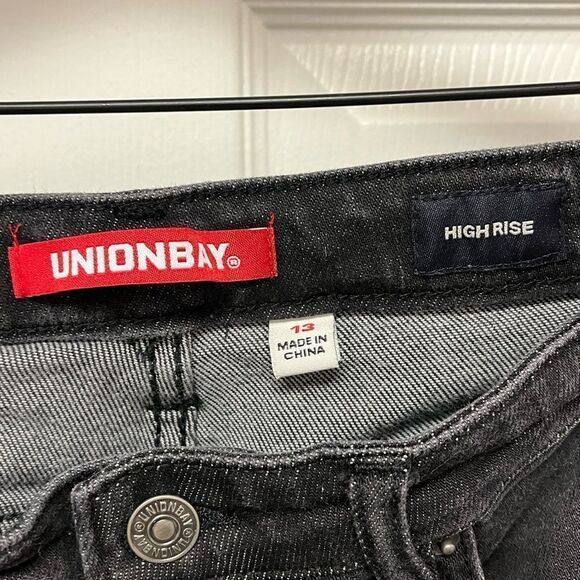 Union Bay Black High Rise Distressed Jeans sz 13 - Picture 4 of 6